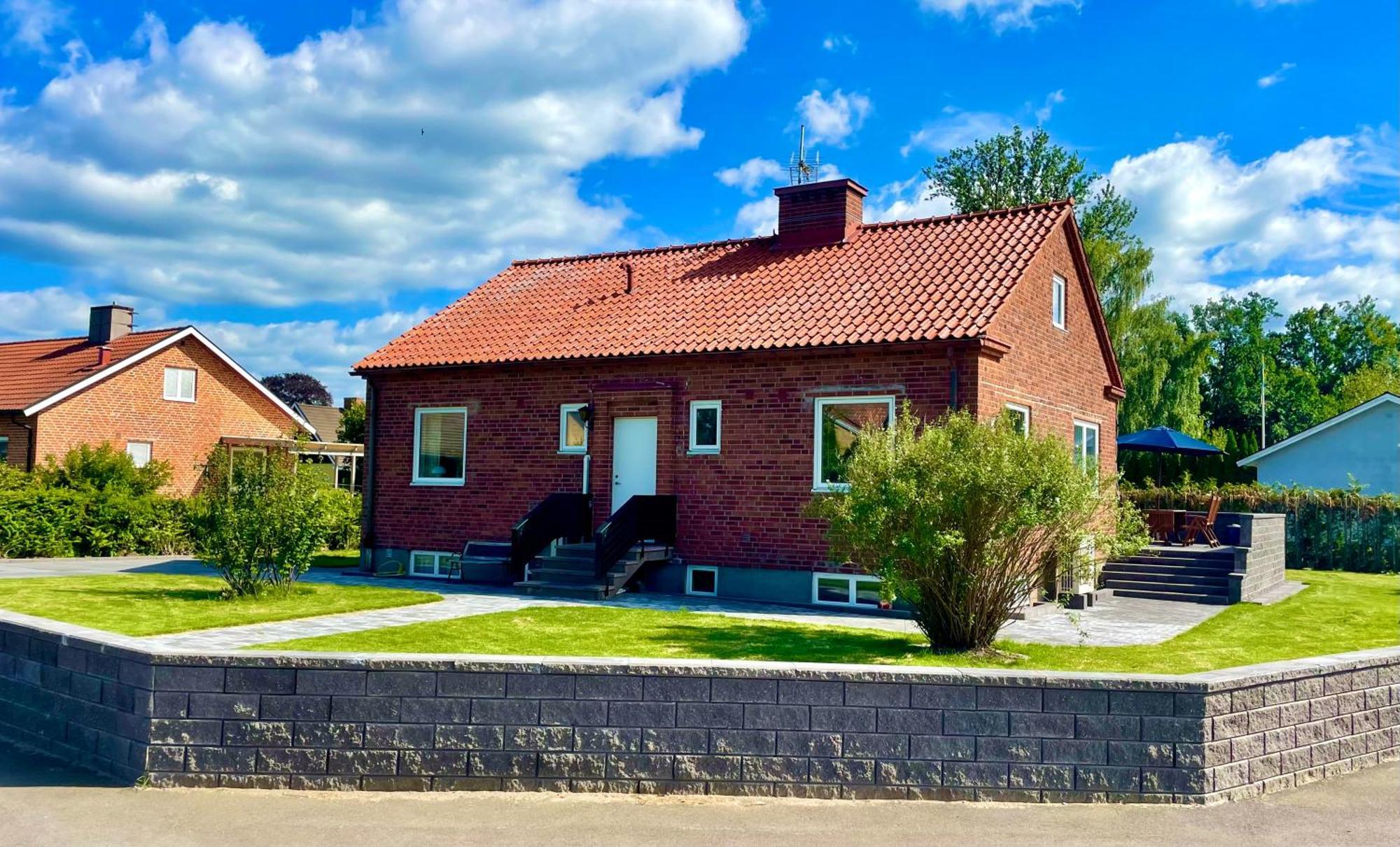 Villa Hus Naera Naturen Och Sjoe